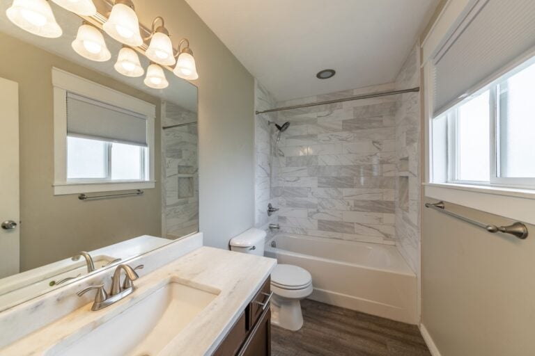 Can a Handyman Remodel a Bathroom Safely