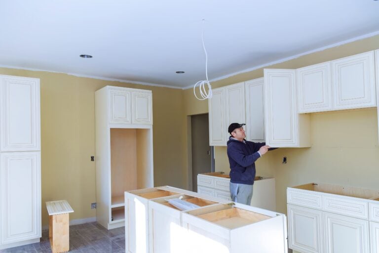 Choose a Kitchen Remodeling Contractor