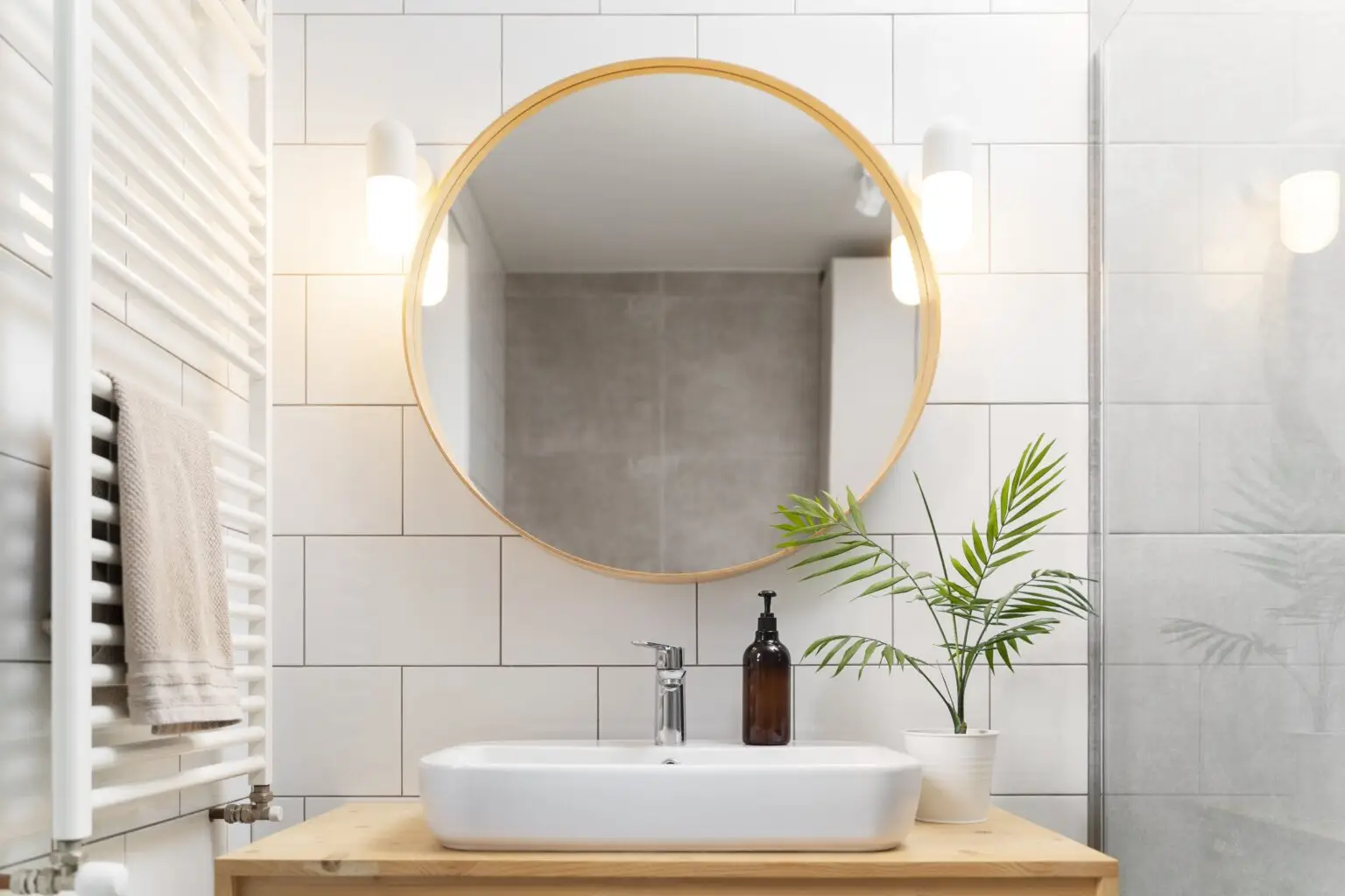 How to Choose the Right Bathroom Mirror